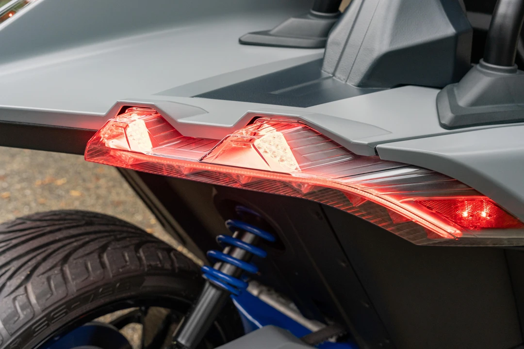 2023 Polaris Slingshot - Image 30 of 31