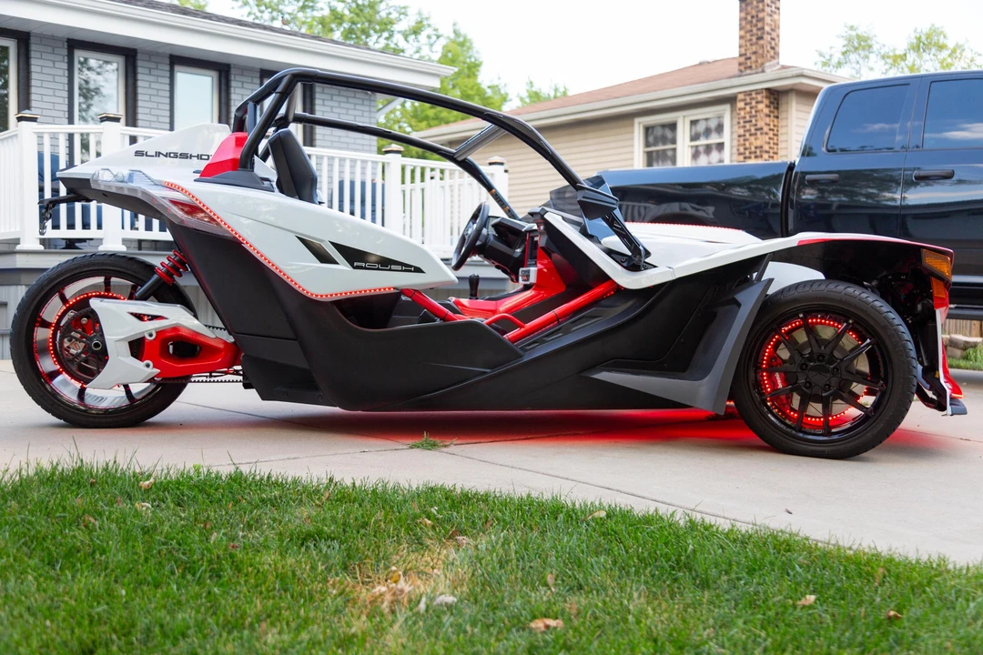 2023 Polaris Slingshot - Image 11 of 31