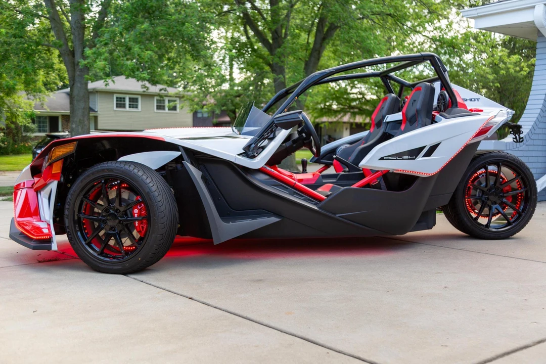 2023 Polaris Slingshot - Image 3 of 31