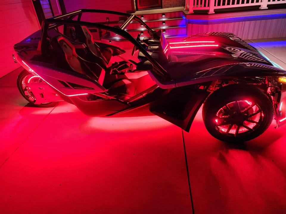 2023 Polaris Slingshot - Image 18 of 31
