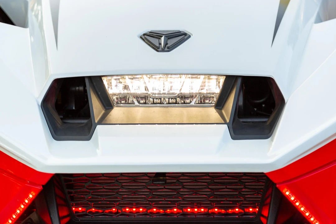 2023 Polaris Slingshot - Image 27 of 31