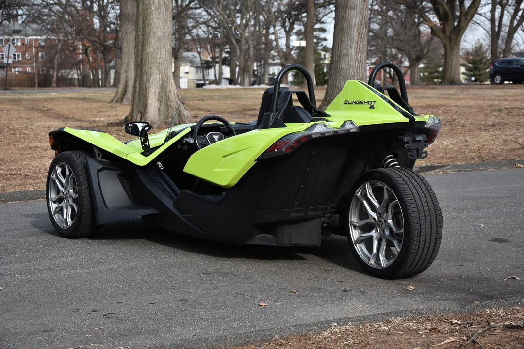 2023 Polaris Slingshot - Image 19 of 31