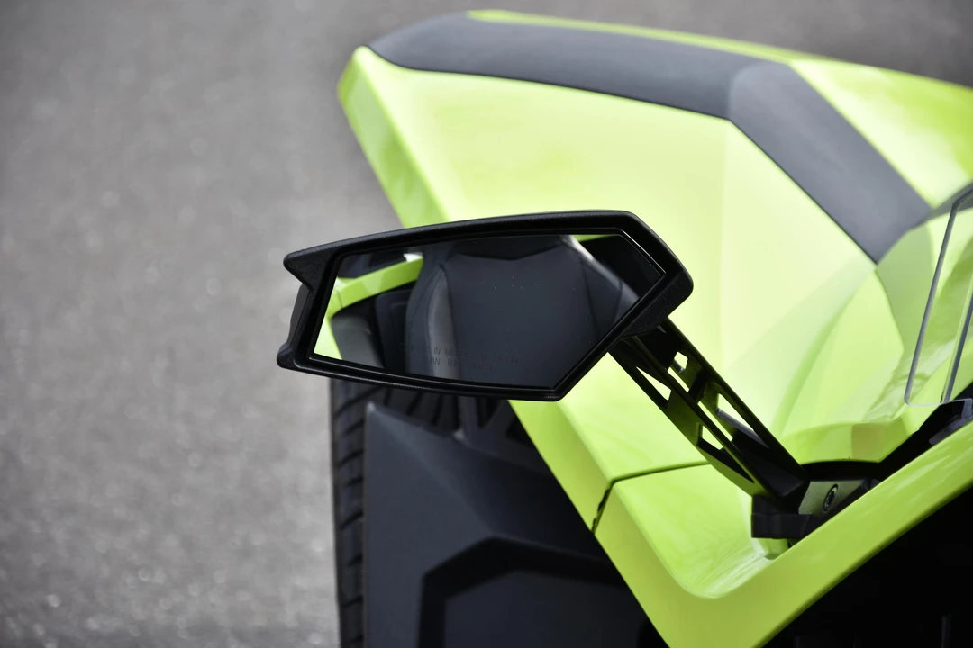 2023 Polaris Slingshot - Image 29 of 31