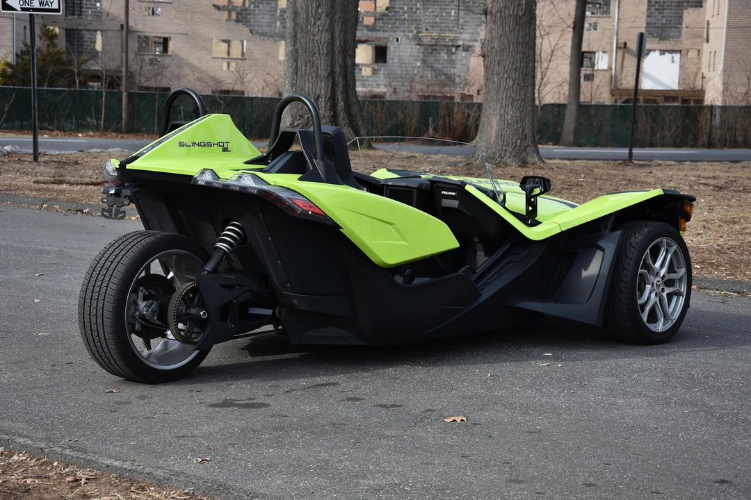 2023 Polaris Slingshot - Image 22 of 31