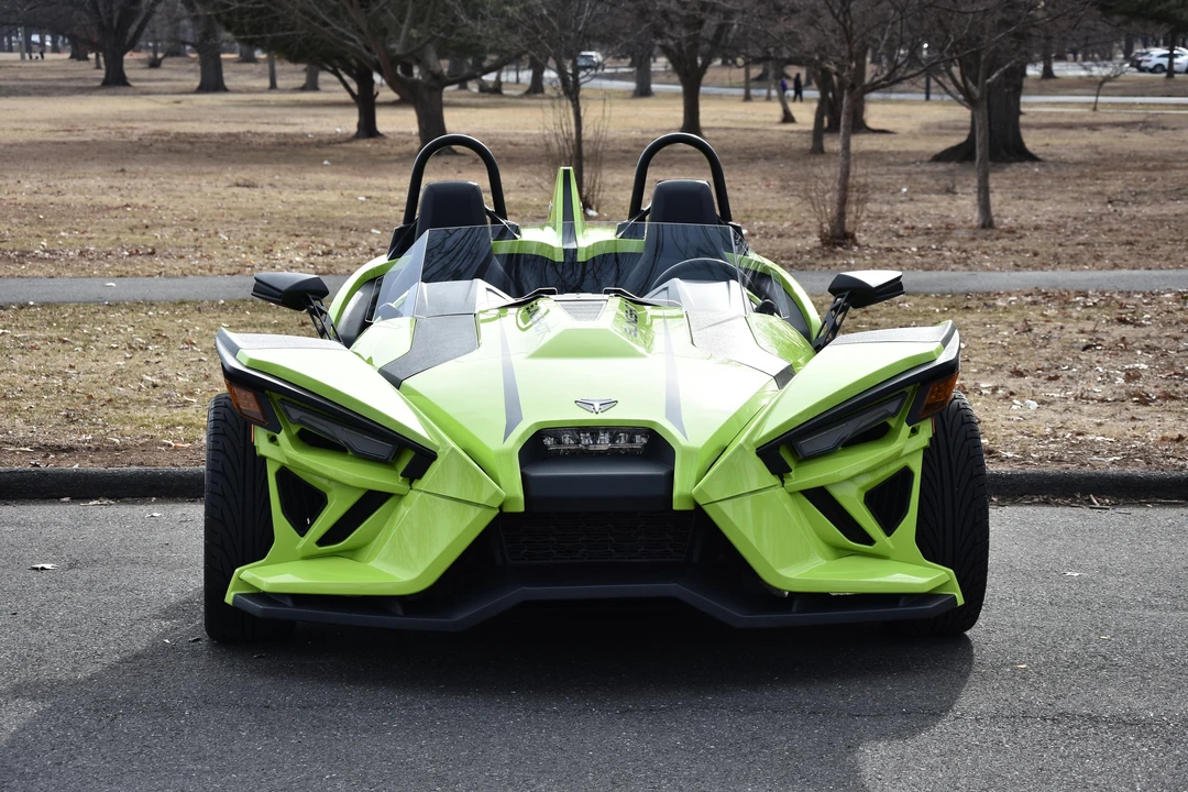 2023 Polaris Slingshot - Image 16 of 31