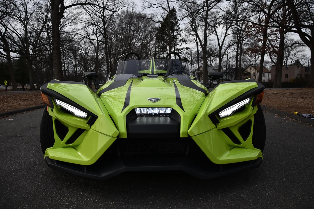 2023 Polaris Slingshot - Image 9 of 31