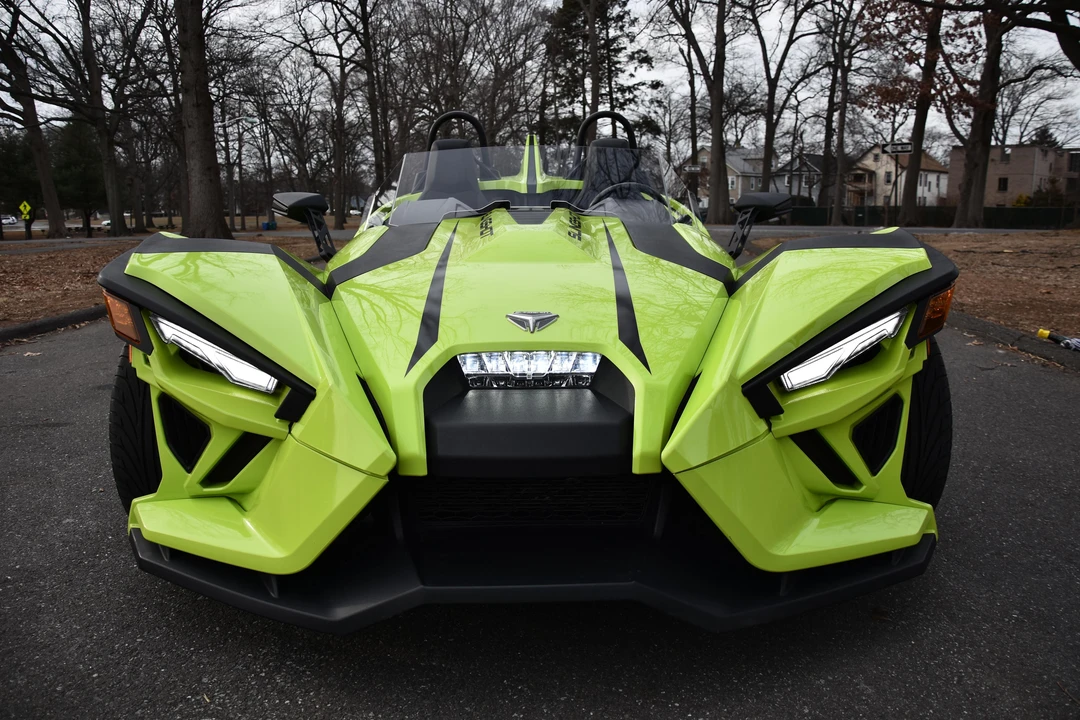 2023 Polaris Slingshot - Image 11 of 31