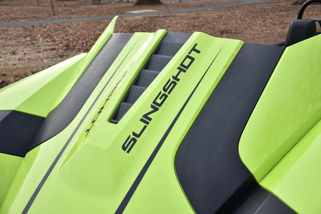 2023 Polaris Slingshot - Image 28 of 31