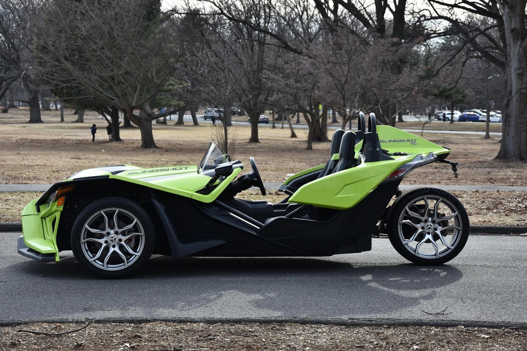 2023 Polaris Slingshot - Image 18 of 31
