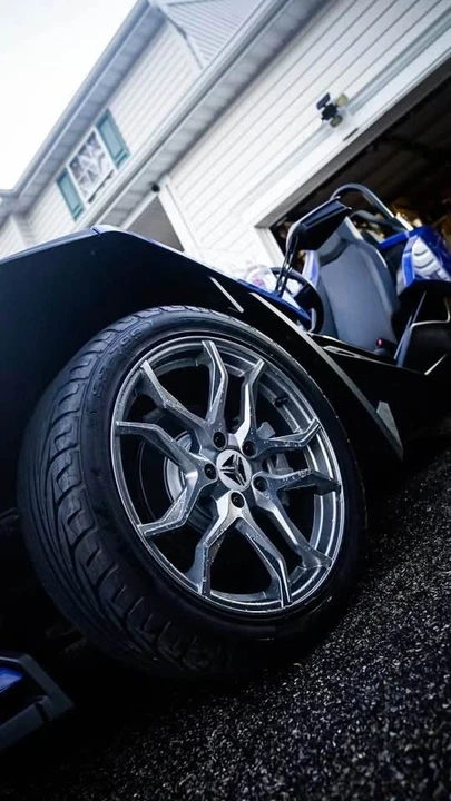 2023 Polaris Slingshot - Image 4 of 7