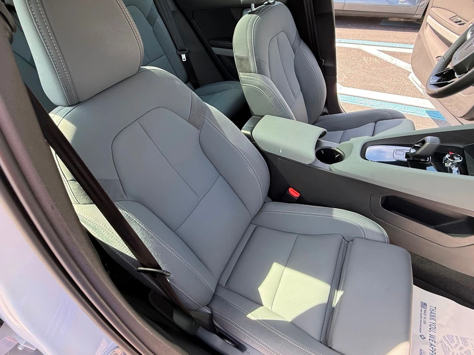 2023 Polestar 2 - Image 6 of 12