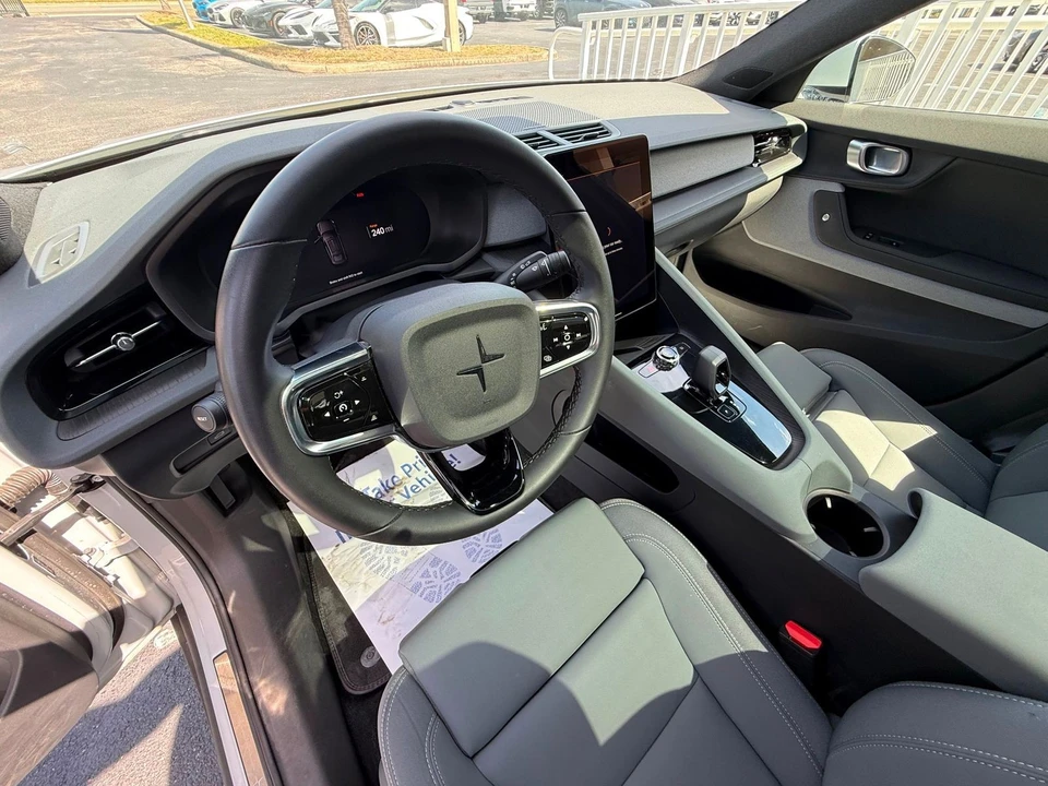 2023 Polestar 2 - Image 10 of 12