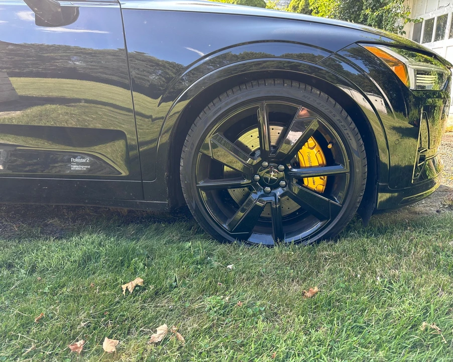 2023 Volvo - Image 2 of 9