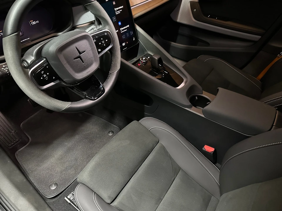 2023 Volvo - Image 6 of 9