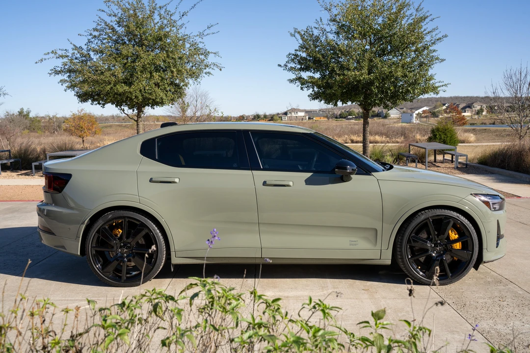 2023 Polestar 2 - Image 10 of 31