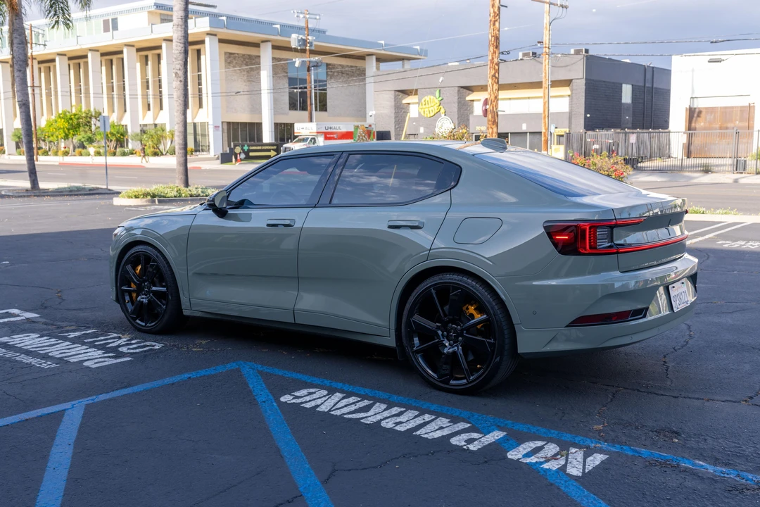2023 Polestar 2 - Image 12 of 31