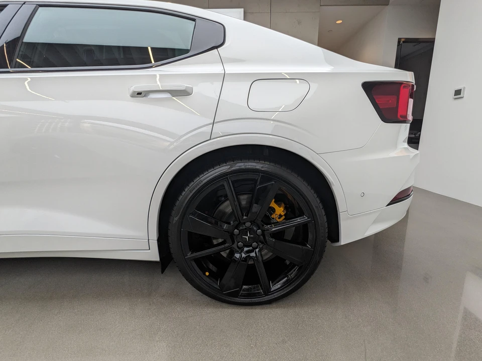 2023 Polestar 2 - Image 25 of 31