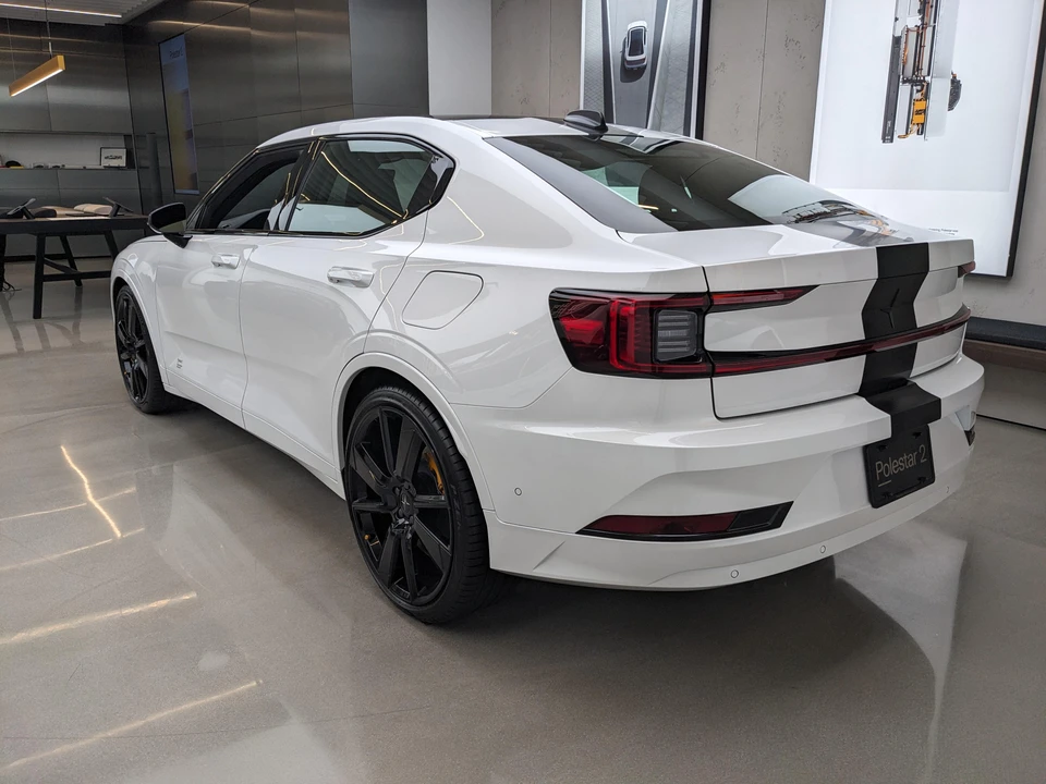 2023 Polestar 2 - Image 12 of 31