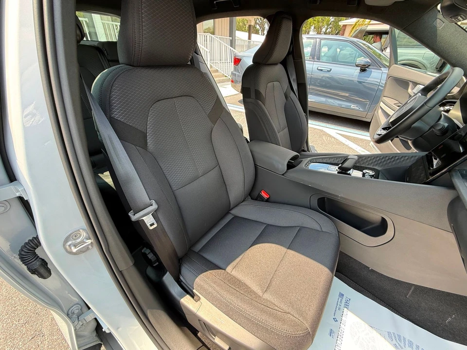 2023 Polestar 2 - Image 6 of 12