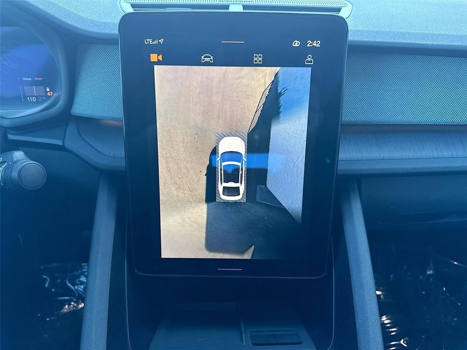 2023 Polestar 2 - Image 12 of 21