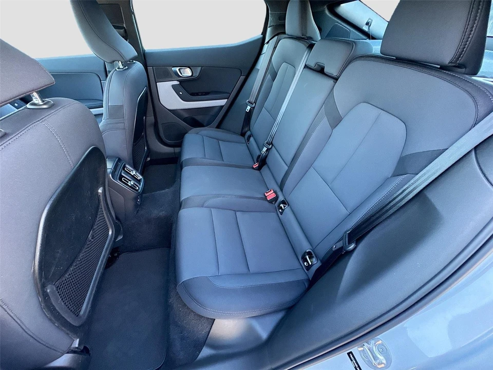 2023 Polestar 2 - Image 18 of 21