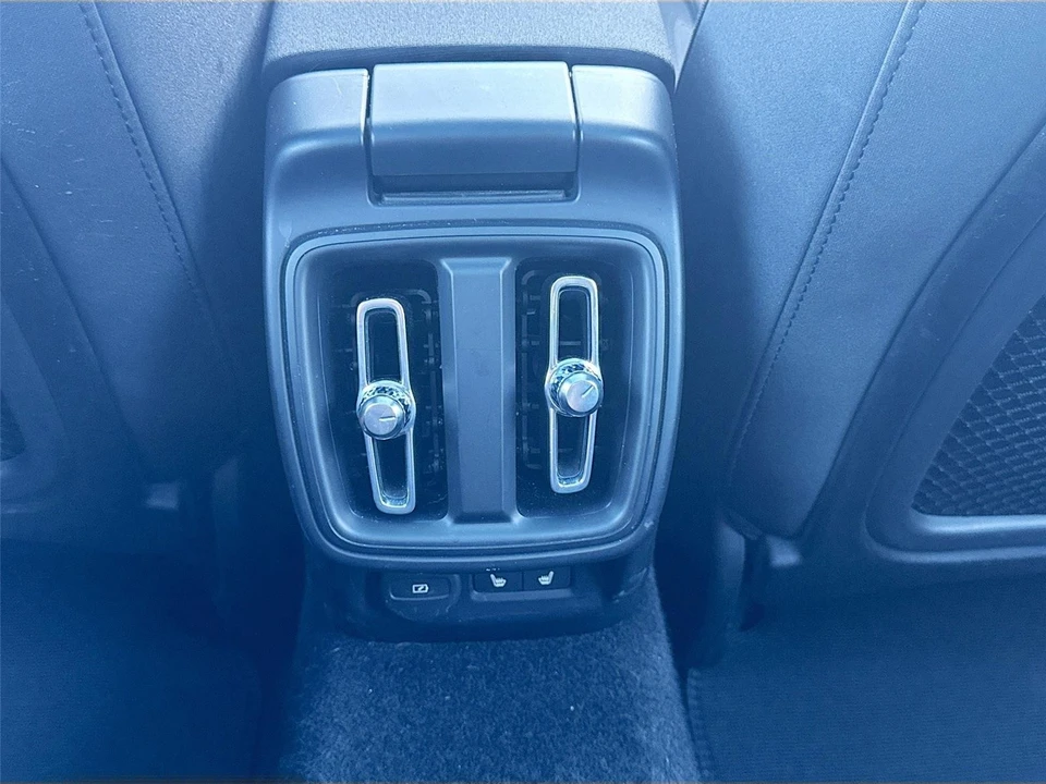 2023 Polestar 2 - Image 19 of 21