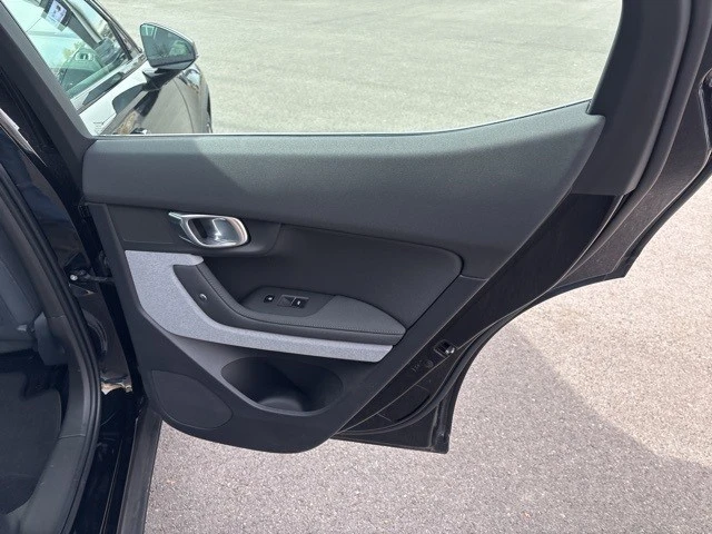 2023 Polestar 2 - Image 18 of 21
