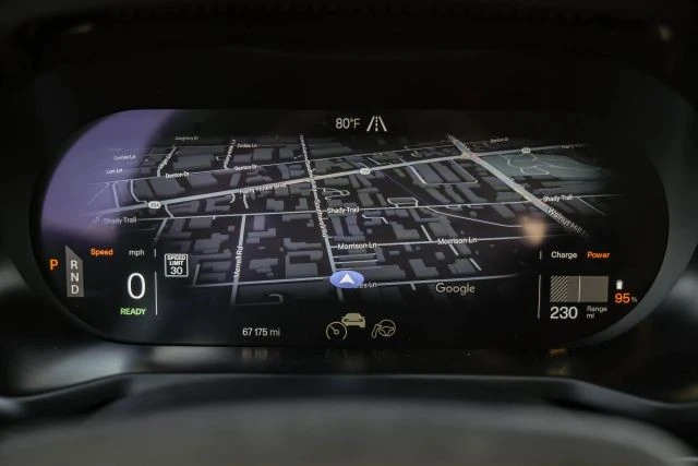2023 Polestar 2 - Image 19 of 21