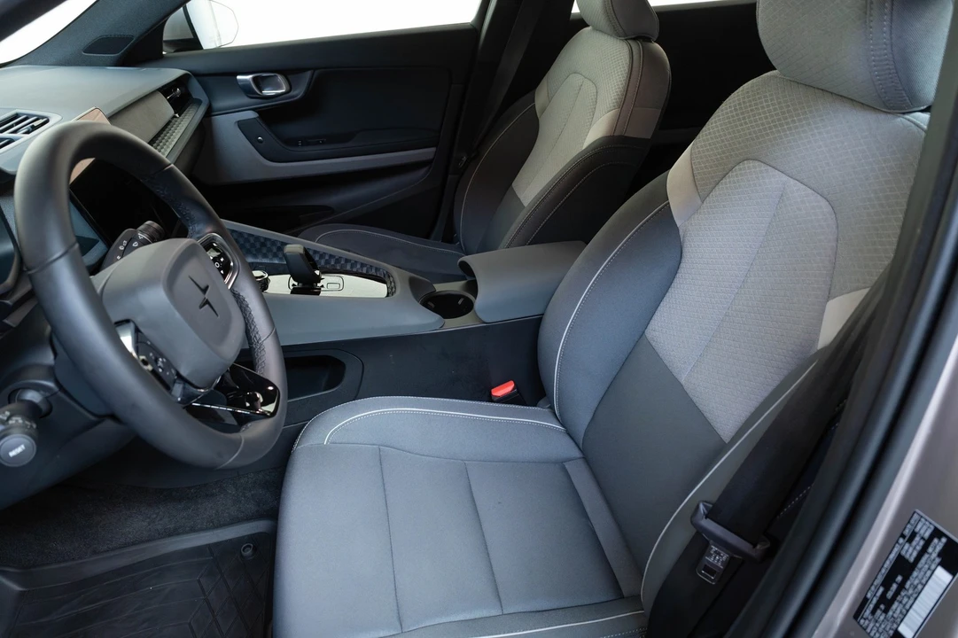 2023 Polestar 2 - Image 4 of 21