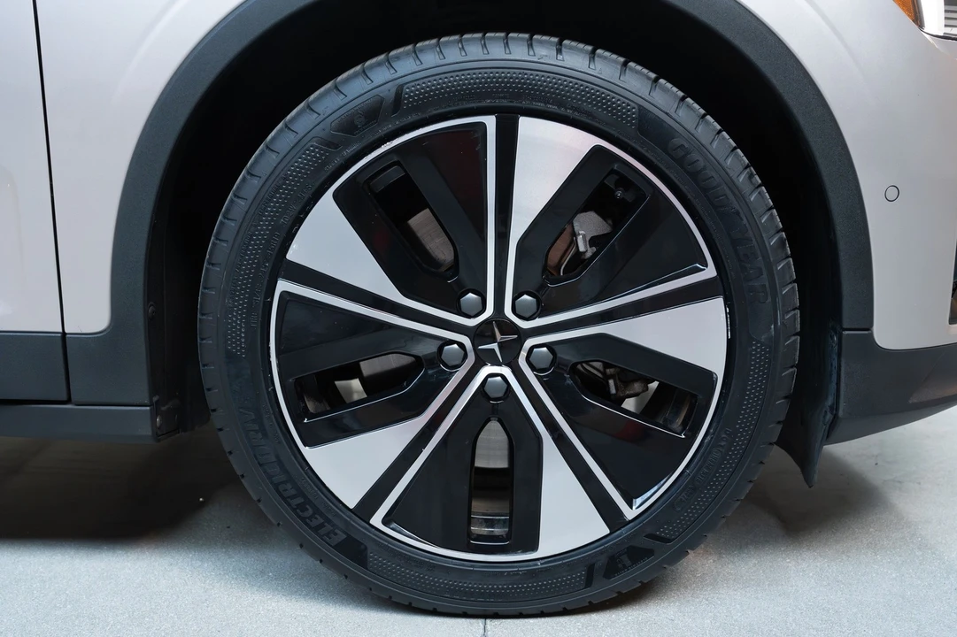 2023 Polestar 2 - Image 9 of 21