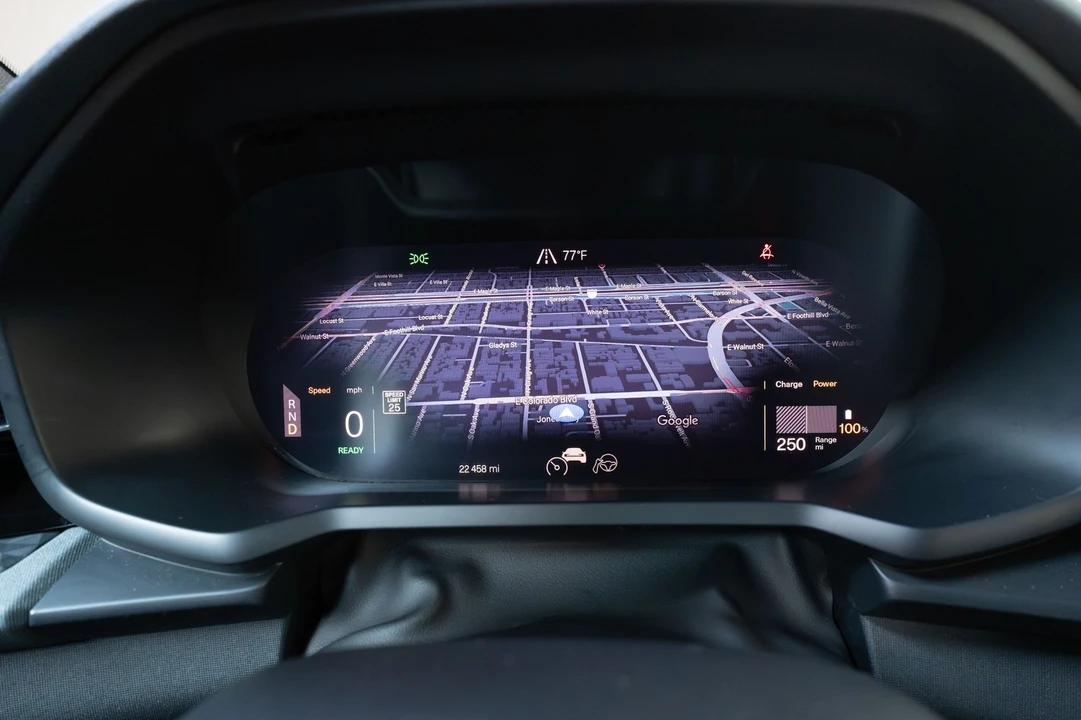 2023 Polestar 2 - Image 6 of 21