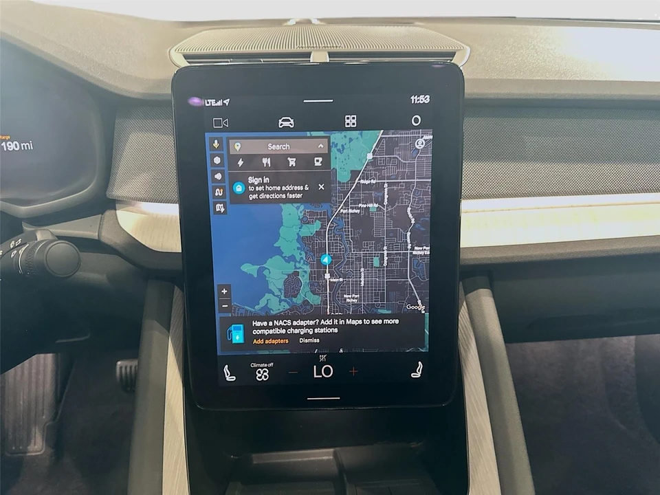 2023 Polestar 2 - Image 11 of 21