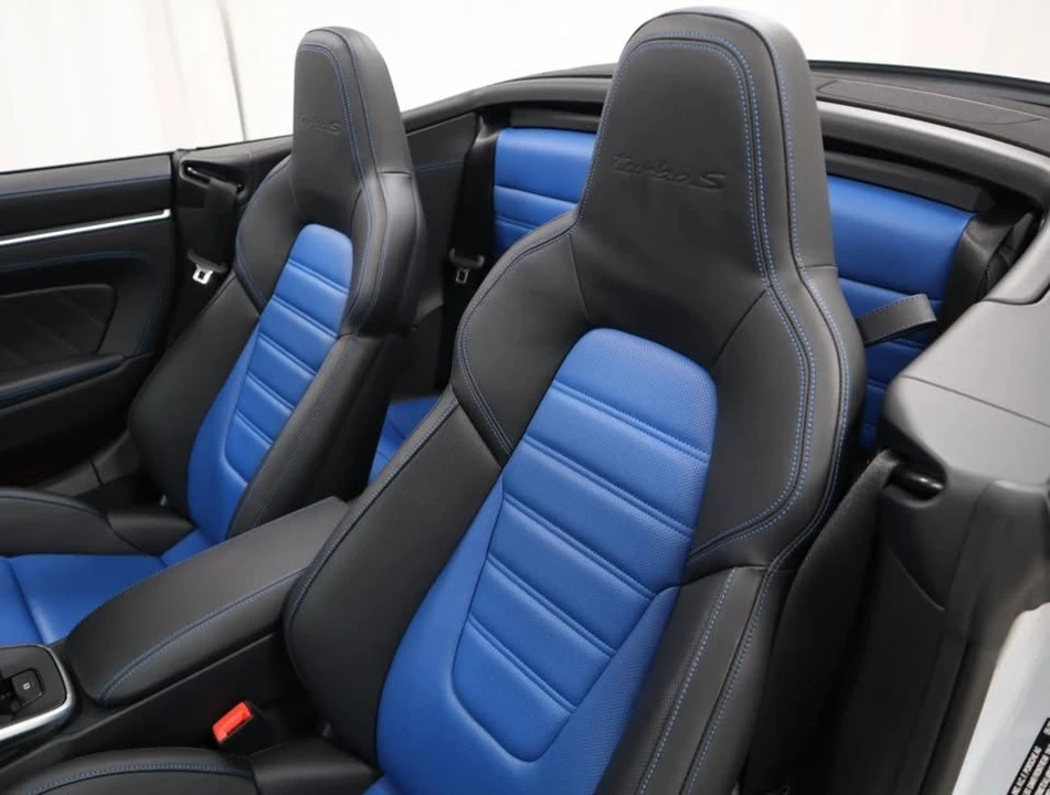 2023 Porsche 992 Carrera - Image 12 of 20