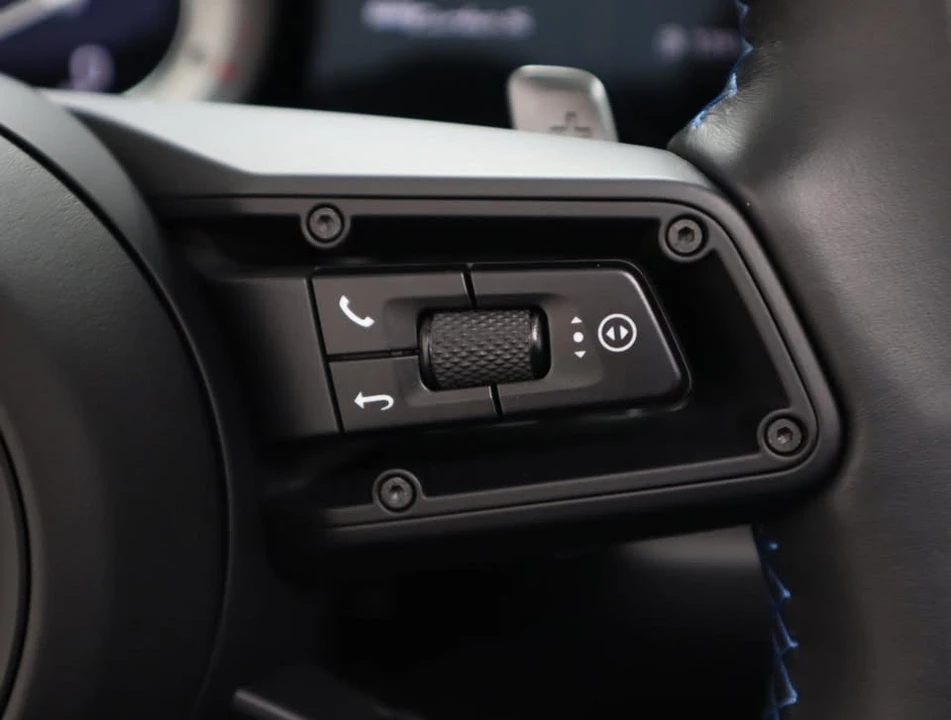 2023 Porsche 992 Carrera - Image 19 of 20