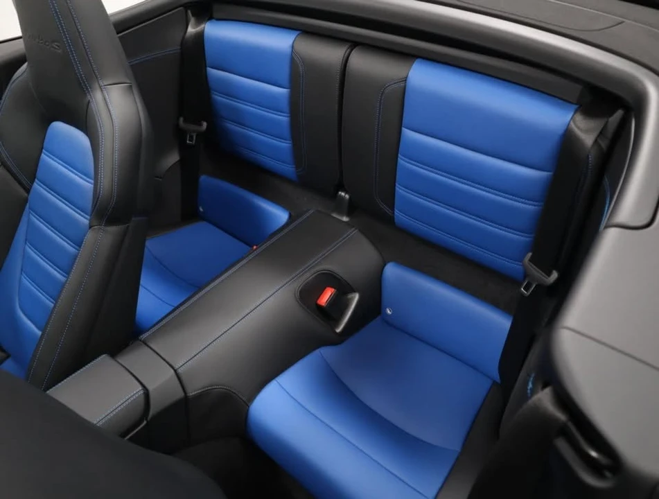 2023 Porsche 992 Carrera - Image 13 of 20