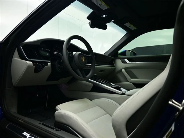 2023 Porsche 992 Carrera - Image 3 of 19