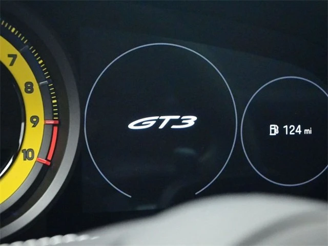 2023 Porsche 992 GT3 - Image 16 of 20