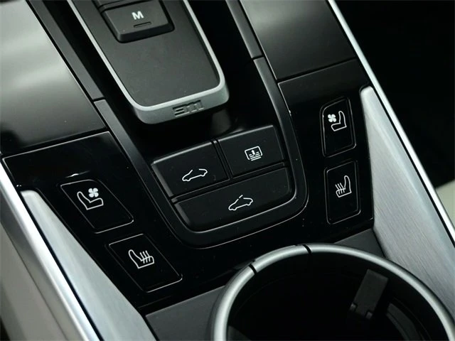 2023 Porsche 992 Carrera - Image 19 of 19