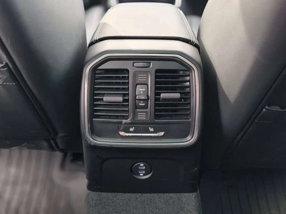 2023 Porsche Macan T - Image 16 of 16