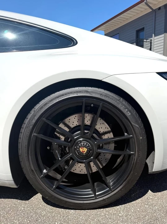 2023 Porsche Taycan GTS - Image 11 of 17