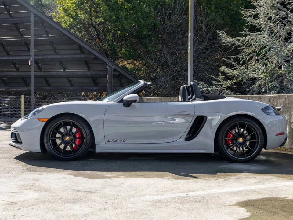2023 Porsche 718 Boxster GTS 4.0 - Image 2 of 5