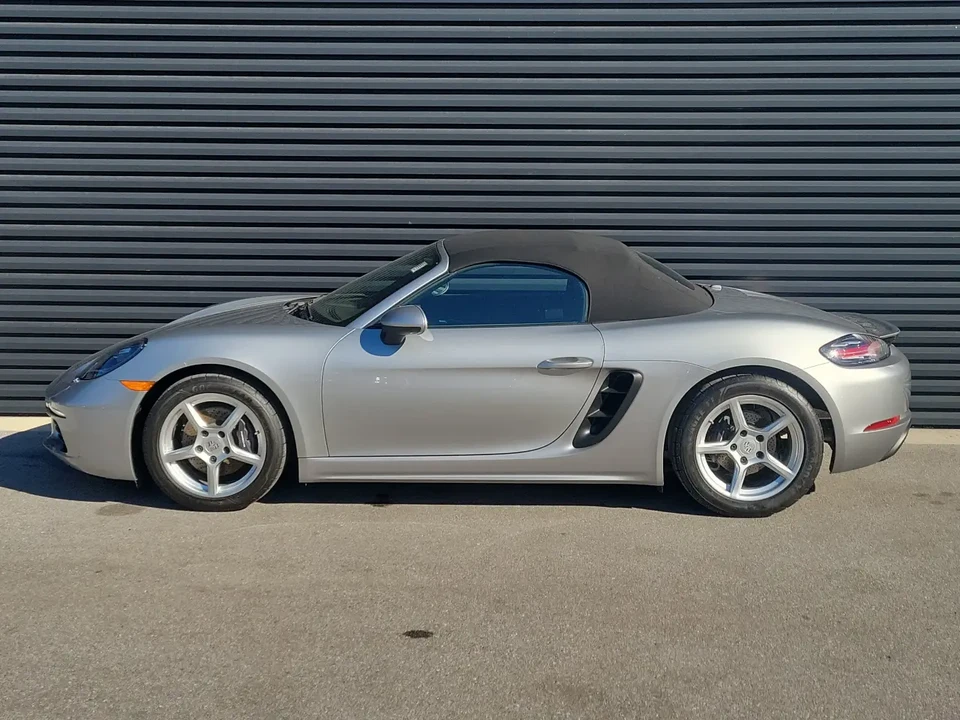 2023 Porsche 718 Boxster - Image 2 of 7