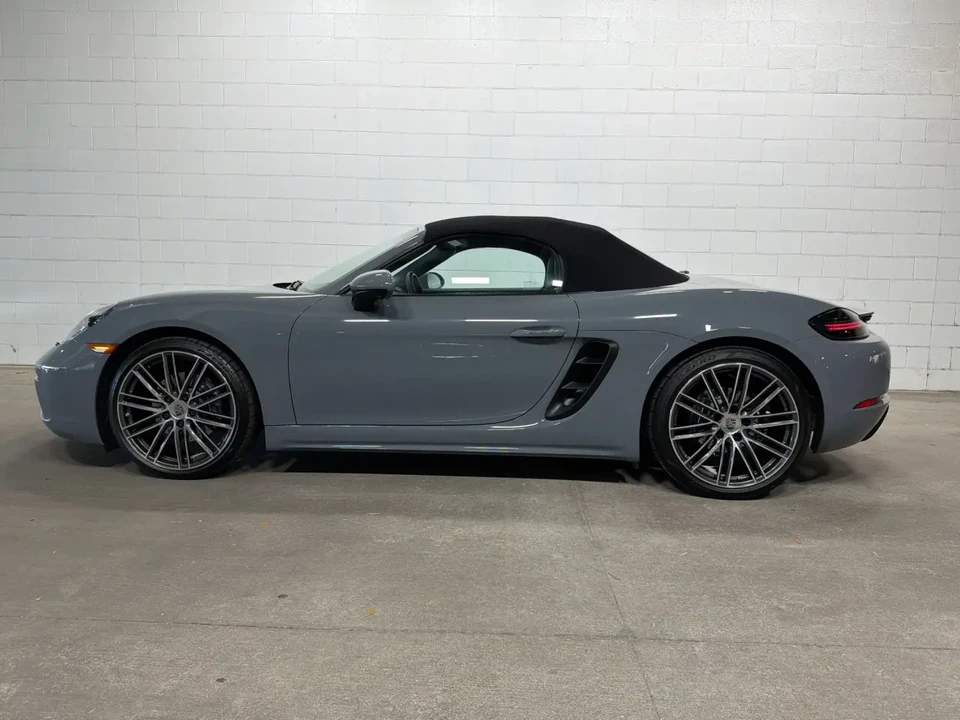 2023 Porsche 718 Boxster - Image 2 of 8