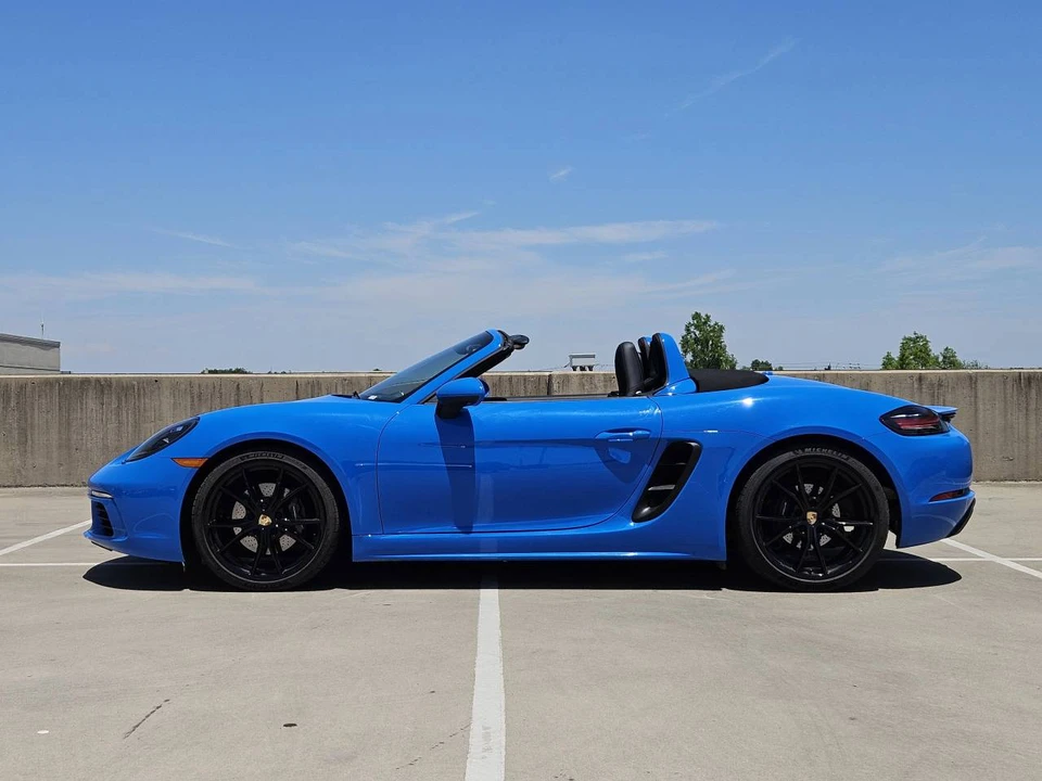 2023 Porsche 718 Boxster - Image 2 of 5