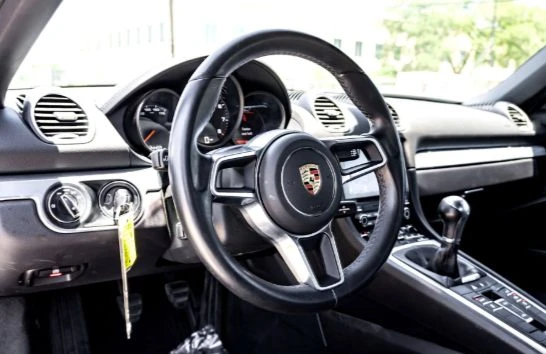 2023 Porsche 718 Boxster - Image 7 of 11