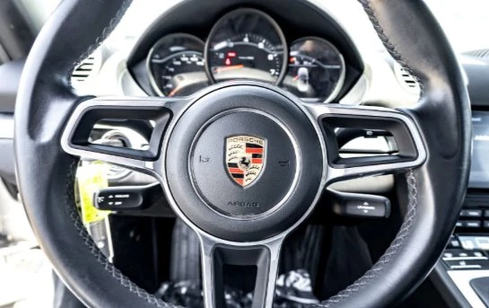 2023 Porsche 718 Boxster - Image 8 of 11