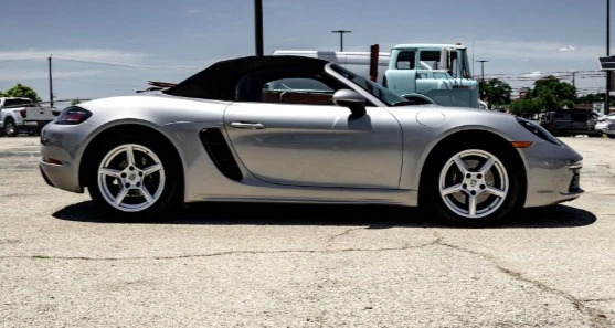 2023 Porsche 718 Boxster - Image 3 of 11
