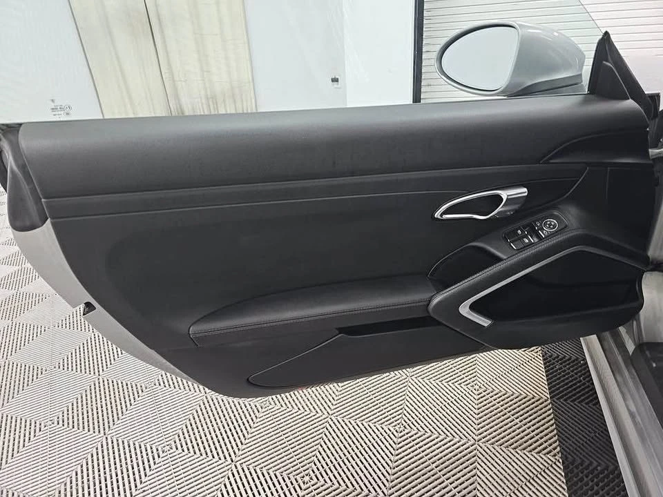 2023 Porsche 718 Boxster - Image 5 of 9