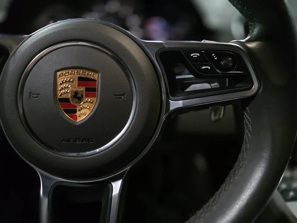 2023 Porsche 718 Boxster - Image 19 of 31