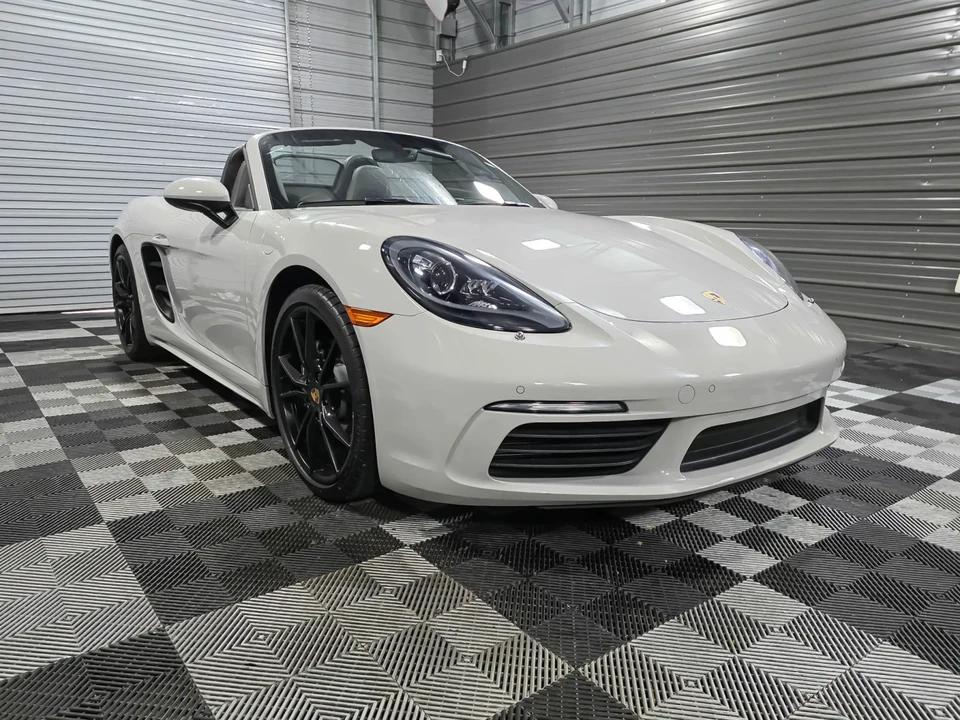 2023 Porsche 718 Boxster - Image 6 of 31